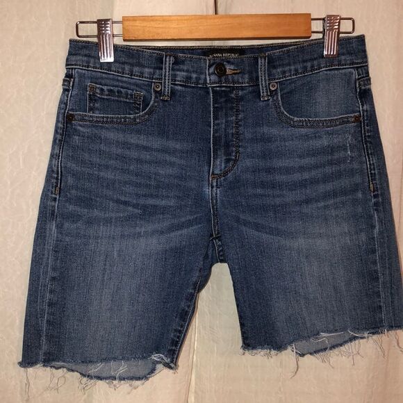 BR 27 Premium Denim Girlfriend Stretch Sie Frayed Hem Distressed Shorts - Picture 3 of 16